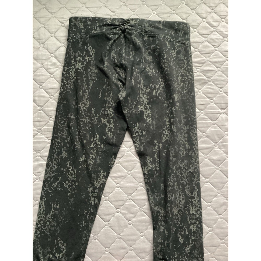 Calvin Klein Performance Women's Black Cropped Leggings - XL - Picture 7 of 9